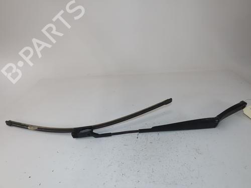 Used Front windshield wiper arm VW POLO V (6R1, 6C1) 1.2 TDI (75 hp) 27352542