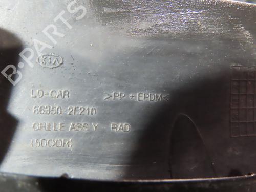 Used Grille KIA CERATO I Hatchback (LD) 1.5 CRDi (102 hp) 18277411