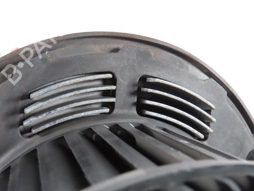 Gebläsemotor für BMW 3 Touring (E91) 330 d (231 hp) 32376886