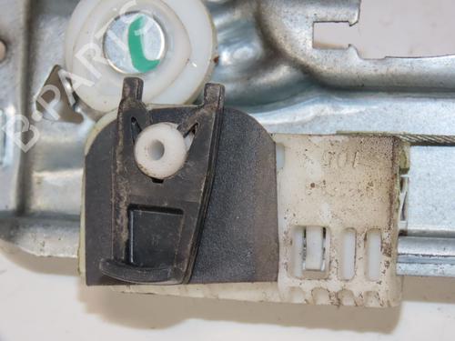 Rudehejsemekanisme Højre bagtil RENAULT CLIO III Grandtour (KR0/1_) 1.5 dCi (KR0G) (68 hp) 31055483