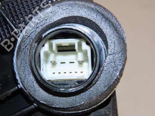 Used Front right lock TOYOTA AURIS (_E15_) 1.4 D-4D (NDE150_, NDE150R) (90 hp) 32432520