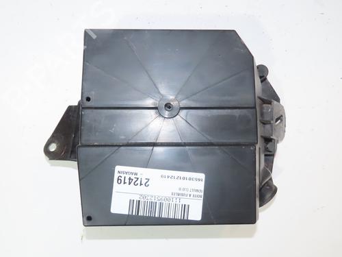 Fuse box RENAULT CLIO III (BR0/1, CR0/1) 1.5 dCi (BR17, CR17) | BP28082327E1 