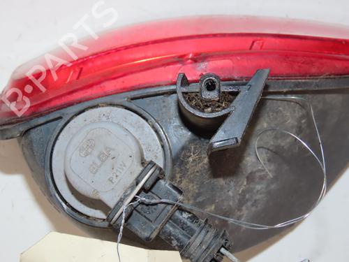 Used Rear fog light DACIA DUSTER (HM_) 1.0 LPG (HMMT) (101 hp) 31820719