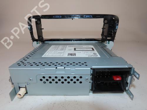 Used Radio VW UP! (121, 122, BL1, BL2, BL3, 123) 1.0 (60 hp) 28613843