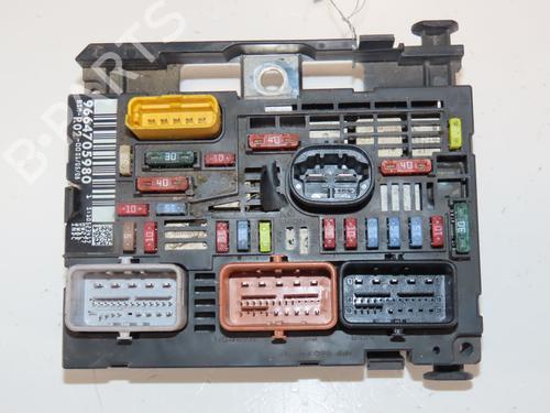 Fuse box CITROËN C4 Picasso I MPV (UD_) 1.6 HDi | BP32486876E1