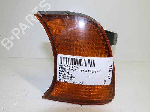Clignotant avant gauche Clignotant avant gauche VW POLO IV (9N_, 9A_) 1.4 16V (75 hp) 36485782 36485782