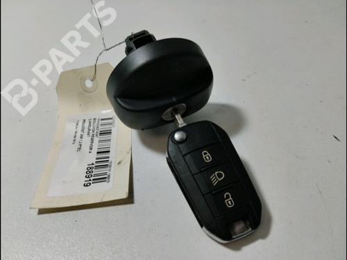 Used Fuel flap Fuel flap PEUGEOT 208 I (CA_, CC_) 1.2 VTI 82 (82 hp) 10685113 10685113