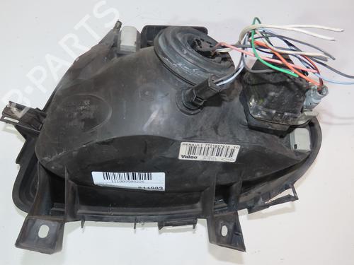 Used Right headlight RENAULT CLIO II (BB_, CB_) 1.2 (BB0A, BB0F, BB10, BB1K, BB28, BB2D, BB2H, CB0A,... (58 hp) 28068220