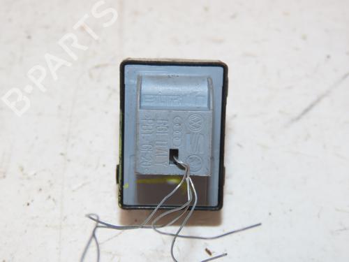 Used Right rear window switch AUDI Q3 (8UB, 8UG) 2.0 TDI (140 hp) 29137192