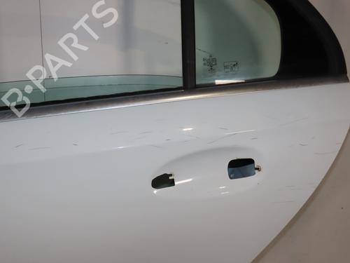 Used Left rear door Left rear door 37083812 37083812