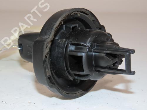 Used Fuel flap Fuel flap PEUGEOT 308 II (LB_, LP_, LW_, LH_, L3_) 1.6 HDi (92 hp) 31865534 31865534