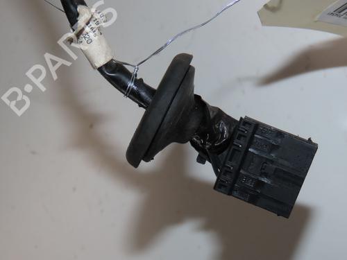 Used Right mirror Right mirror 19104506 19104506