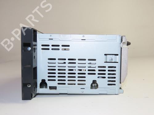 Used Radio CHEVROLET CAPTIVA (C100, C140) 2.0 D (126 hp) 31605555