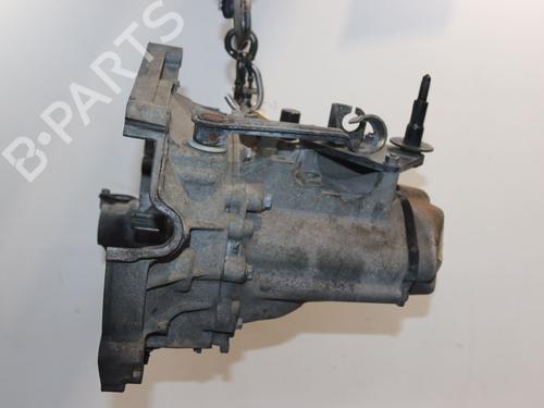 Skrzynia biegów PEUGEOT 206 Hatchback (2A/C) 1.4 i | BP28177838M3