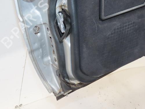 Puerta trasera derecha Puerta trasera derecha 38313832 38313832