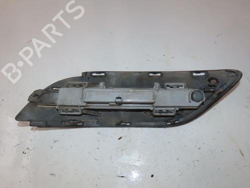 Used Left daytime light Left daytime light 37480174 37480174