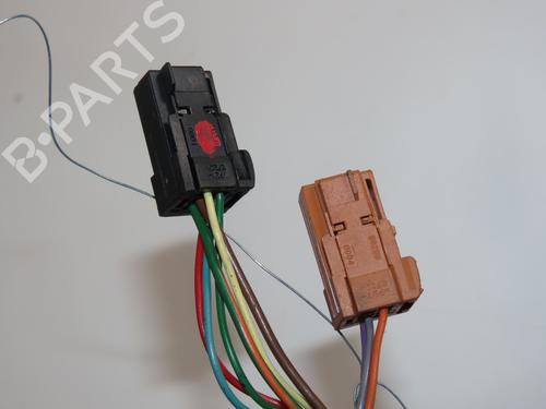 left-mirror-peugeot-3008-i-mpv-0u_-2009-2010-2011-2012-2013-2014-2015-2016-2017-32308726 main image