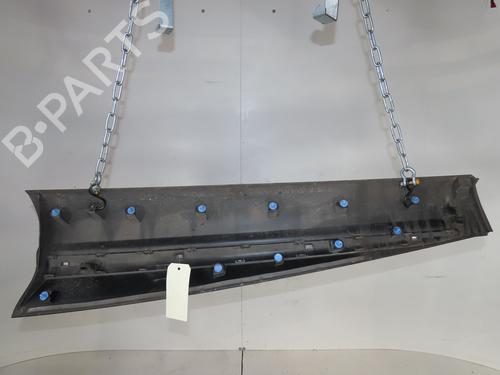 door-moulding-trim-renault-kadjar-ha_-hl_-2015-34357751 main image