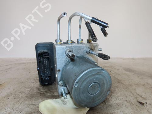 Used ABS pump RENAULT CLIO V (B7_) 1.5 Blue dCi 115 (B7AD) (116 hp) 20846099