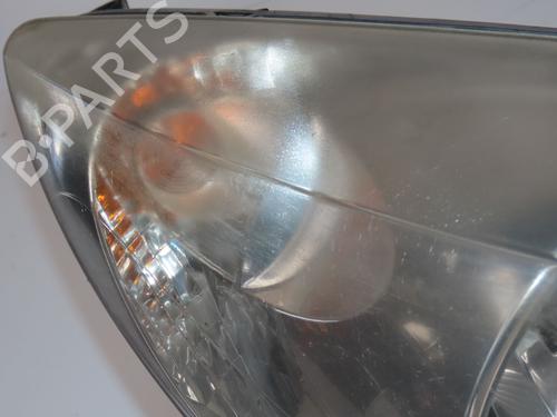 Used Right headlight Right headlight PEUGEOT 207 (WA_, WC_) 1.4 HDi (68 hp) 33401193 33401193