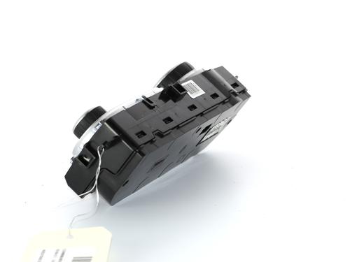 Climate control RENAULT CAPTUR I (J5_, H5_) 1.5 dCi 90 (J5N4, J5M5, J5MW, J5M6, J5AL, J5AJ) | BP31325381I5