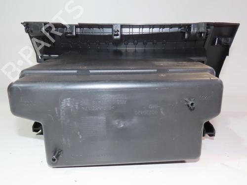 Used Glove box DACIA SANDERO III 1.0 TCe 90 (91 hp) 29469309