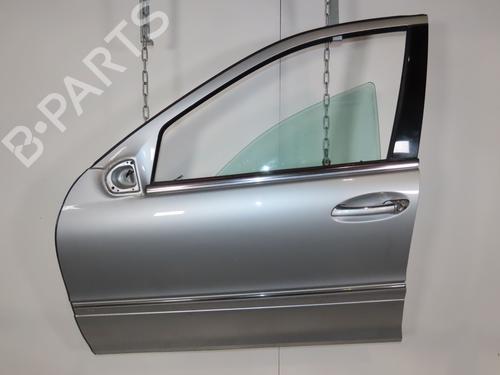 Used Left front door Left front door MERCEDES-BENZ C-CLASS (W203) C 200 CDI (203.007) (122 hp) 39541480 39541480