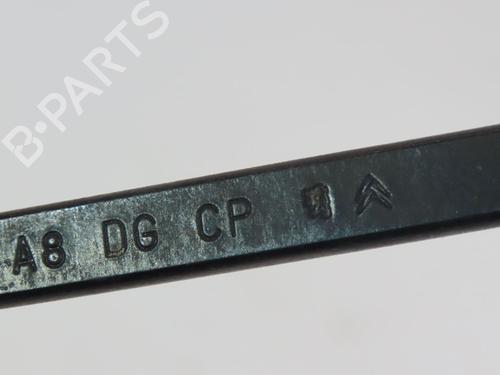 Used Front windshield wiper arm CITROËN C3 I (FC_, FN_) 1.4 HDi (68 hp) 14900813