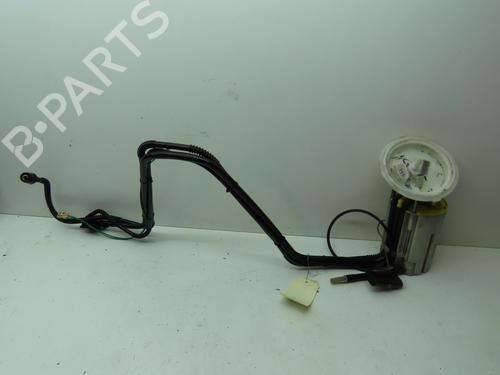 Used Fuel pump BMW 5 (E60) 520 d (163 hp) 15958959