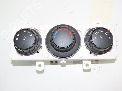 Used Climate control RENAULT MASTER III Van (FV) 2.3 dCi 135 FWD (FV0N, FV08, FV06, FV00, FV1S) (136 hp) 16667713