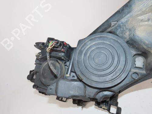 Used Right headlight Right headlight PEUGEOT 207 (WA_, WC_) 1.4 HDi (68 hp) 33632658 33632658