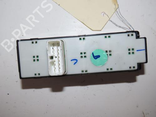 Used Left front window switch Left front window switch HYUNDAI i20 I (PB, PBT) 1.2 (78 hp) 34710934 34710934