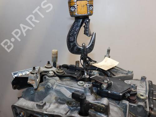 Used Gearbox RENAULT CLIO II (BB_, CB_) 1.4 16V (B/CB0P, BB13) (98 hp) 30556447