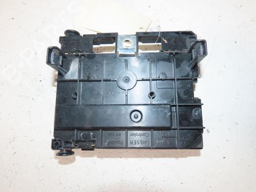 Used Fuse box Fuse box PEUGEOT 5008 (0U_, 0E_) 1.6 HDi (112 hp) 39937200 39937200