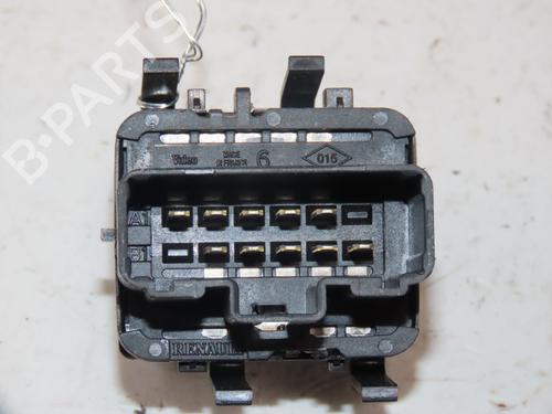 Comutador vidro frente esquerdo Comutador vidro frente esquerdo RENAULT KANGOO Express (FW0/1_) 1.5 dCi 70 (FW0A, KW0V) (68 hp) 39660127 39660127