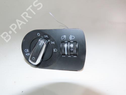 Used Headlight switch AUDI A3 Sportback (8PA) 1.6 TDI (105 hp) 18316751