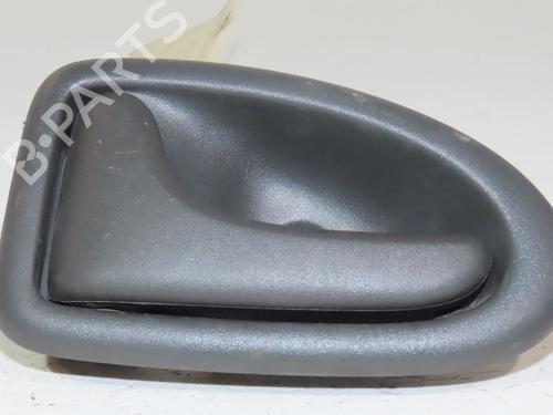 Used Front left interior door handle RENAULT MEGANE Scenic (JA0/1_) 1.6 16V (JA0B, JA04, JA11, JA00) (107 hp) 24488526