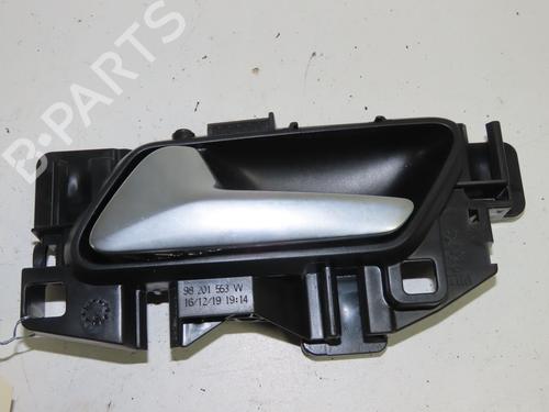 Used Rear left interior door handle PEUGEOT 3008 II SUV (MC_, MR_, MJ_, M4_) 1.5 BlueHDi 130 (131 hp) 17086265
