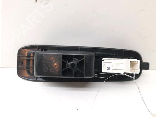 Used Left rear window switch Left rear window switch PEUGEOT 308 SW II (LC_, LJ_, LR_, LX_, L4_) 1.6 BlueHDi 120 (120 hp) 11833417 11833417