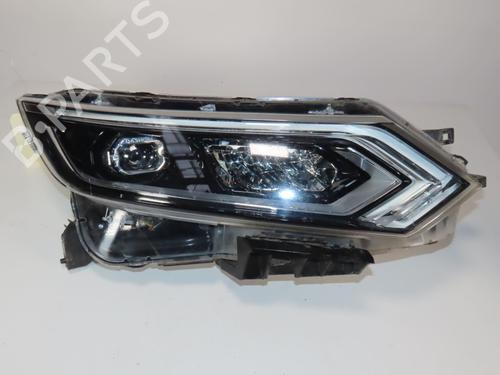 Right headlight NISSAN QASHQAI II (J11, J11_) 1.2 DIG-T | BP31634696C29