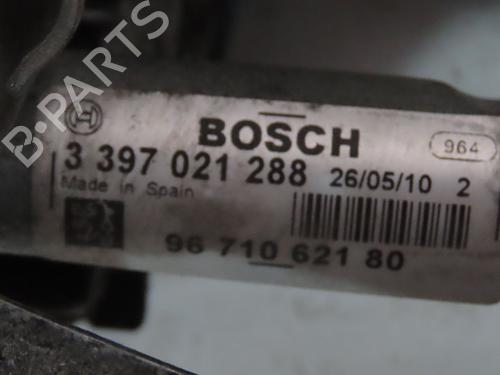 Used Front wiper motor PEUGEOT 3008 I MPV (0U_) 1.6 HDi (109 hp) 28086721