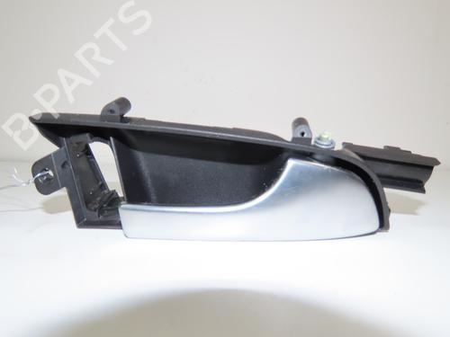 Used Front right interior door handle AUDI A3 (8P1) 1.9 TDI (105 hp) 15904054