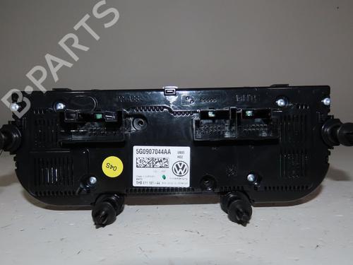Used Climate control VW GOLF VII (5G1, BQ1, BE1, BE2) 2.0 GTI (230 hp) 24214918