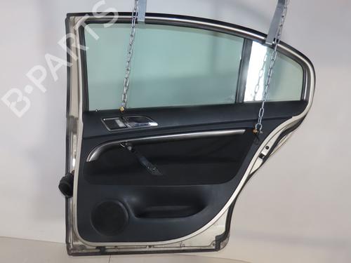 right-rear-door-skoda-superb-i-3u4-2001-2002-2003-2004-2005-2006-2007-2008-29215298 main image