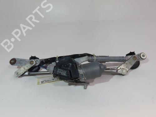 Used Front wiper motor TOYOTA AURIS (_E15_) 1.4 D-4D (NDE150_, NDE150R) (90 hp) 18066645