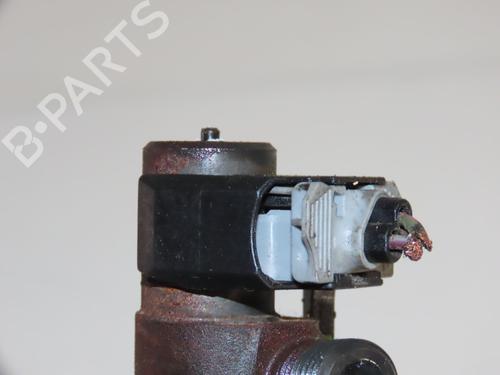 Injektor für FORD KUGA II (DM2) 2.0 TDCi (150 hp) 31151897