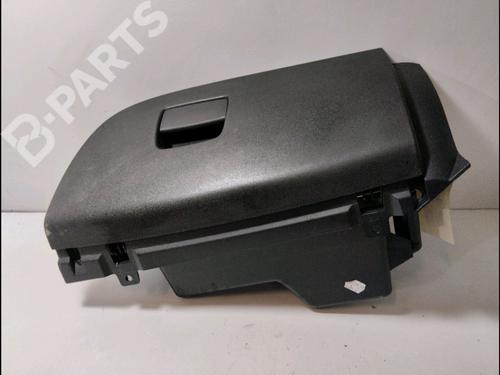 glove-box-opel-corsa-e-x15-12-08-68-39206070-2014-10714756 main image