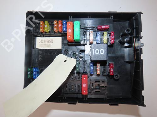 Fuse box VW GOLF VI (5K1) 1.4 | BP30139931E1