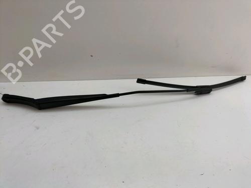 Used Front windshield wiper arm VW SCIROCCO III (137, 138) 2.0 TDI (140 hp) 14901133