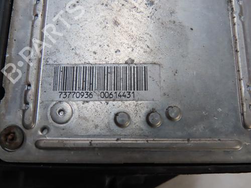 Right headlight RENAULT SAFRANE II (B54_) 2.0 16V (B54L) | BP9018718C29